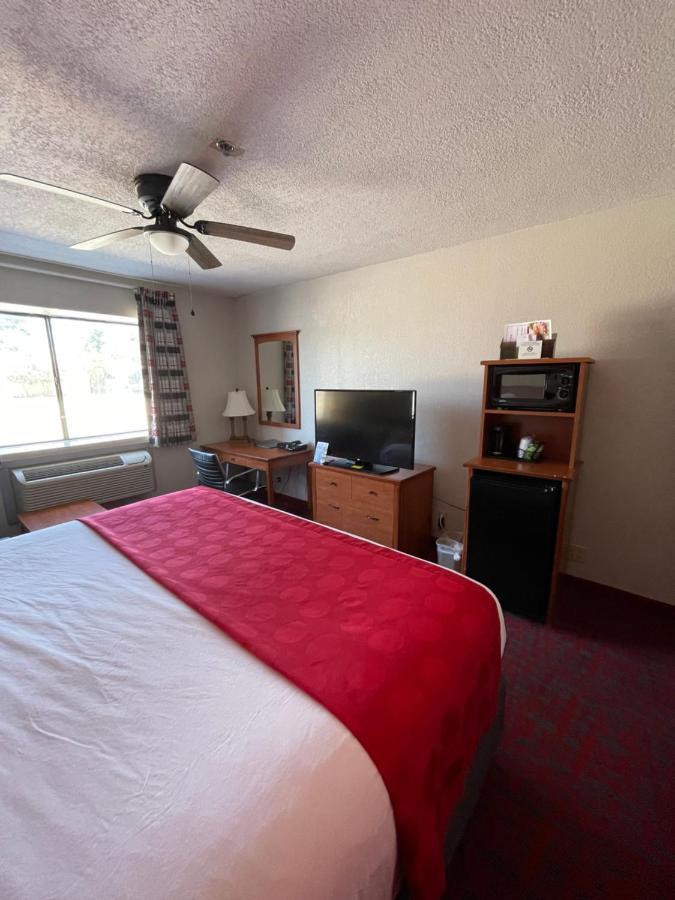 Ramada By Wyndham Oklahoma City Airport North Eksteriør billede