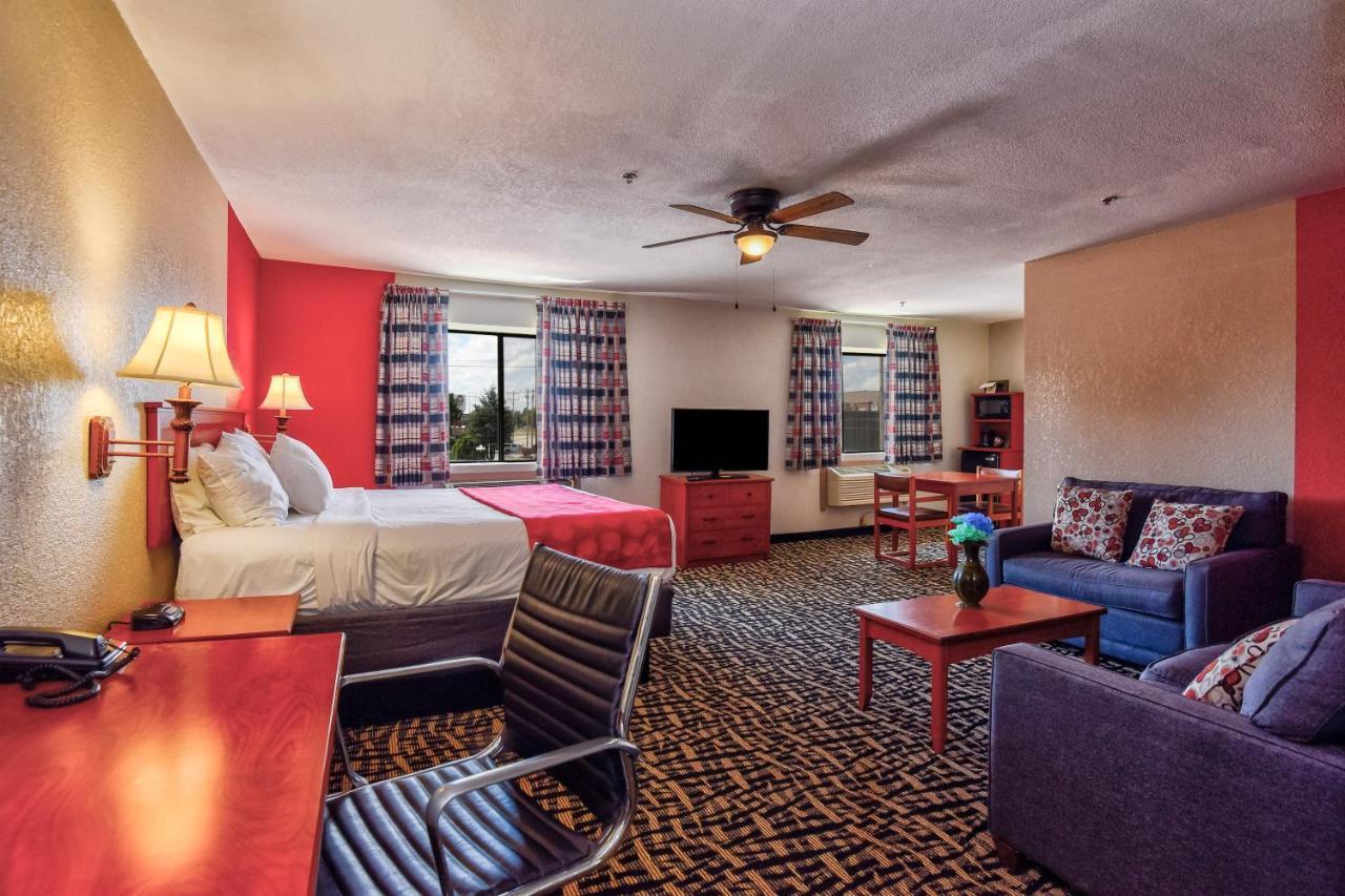 Ramada By Wyndham Oklahoma City Airport North Eksteriør billede